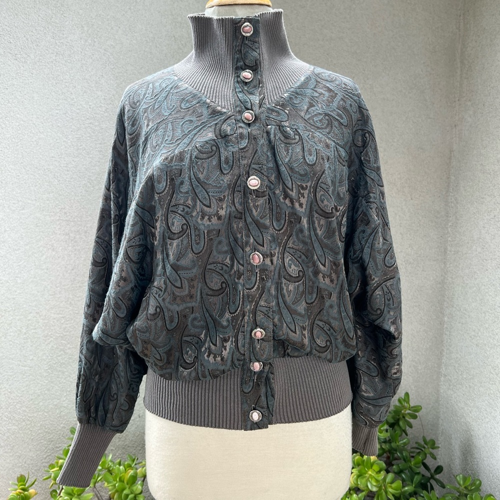 Vintage taupe grey blue paisley print bomber style fabric jacket M Knit Studio